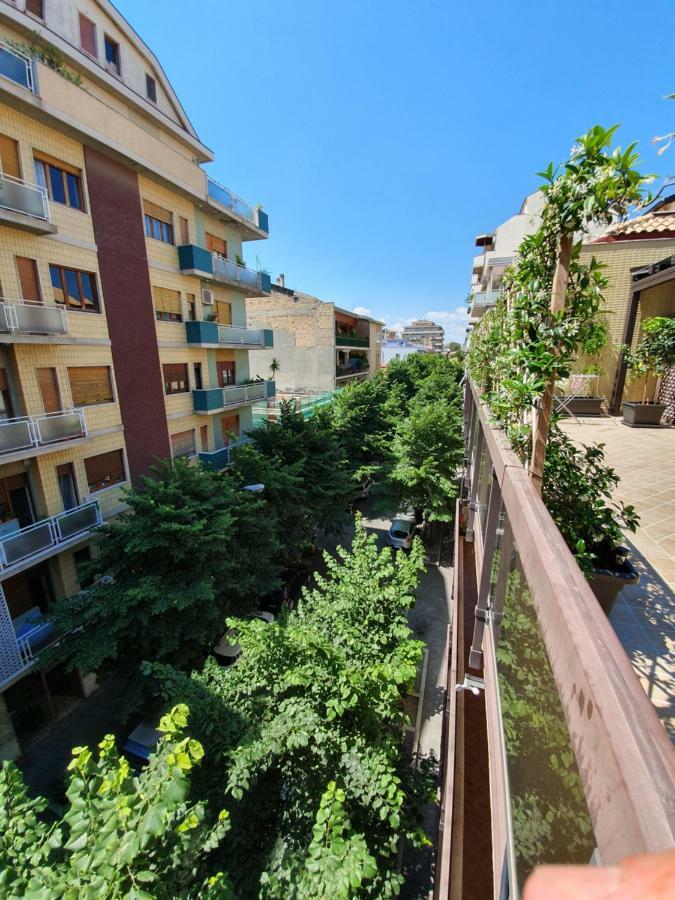 Luxury Penthouse With Sea View - City Center Pescara Exterior foto